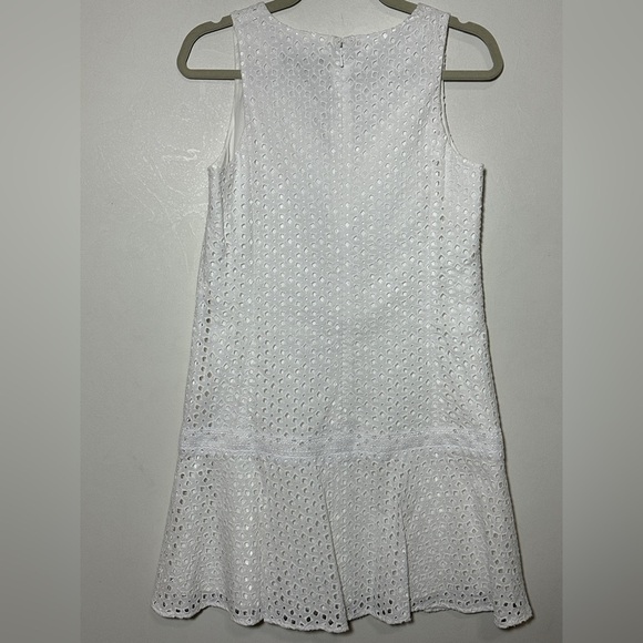 White Eyelet Crochet Peplum Sleeveless V-neck Dress Size Small Cottagecore - Picture 6 of 9